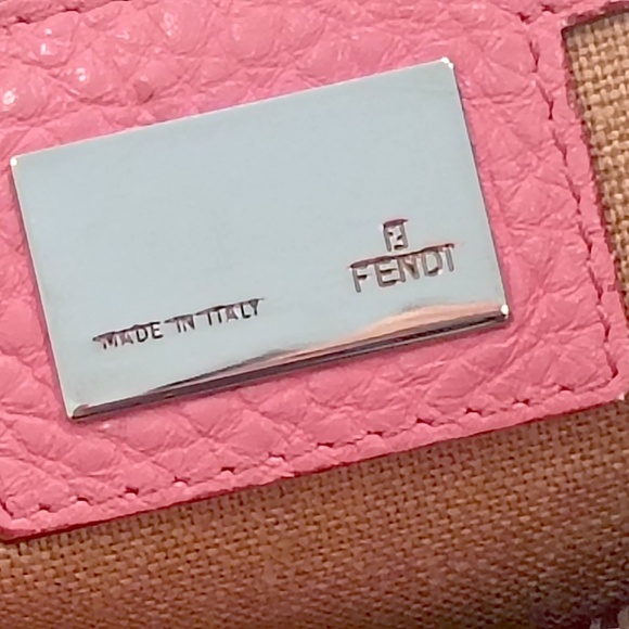 UNIQUE VERY RARE VINTAGE PINK FENDI SELLERIA SPALMATI MESSENGER/CROSS BODY BAG. - Picture 7 of 16
